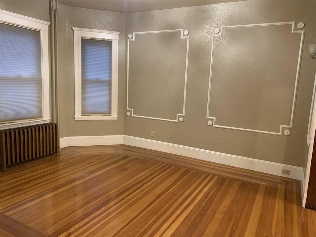 Somerville, MA 02145,4 Douglas Ave #1