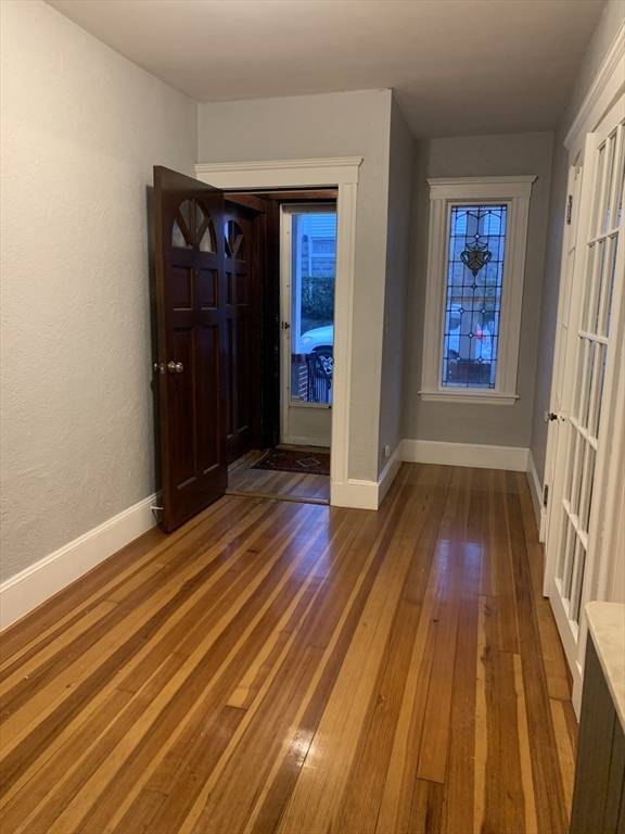 Somerville, MA 02145,4 Douglas Ave #1