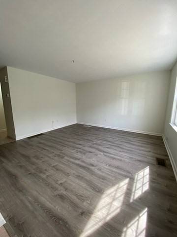 Plainville, MA 02762,10 Green Street #10