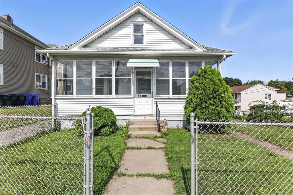 Springfield, MA 01151,96 Lyons Street