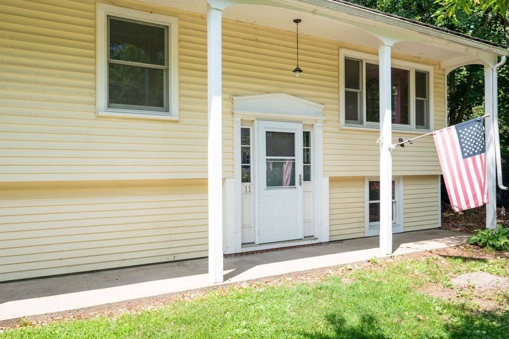 Newbury, MA 01951,11 Maple Terrace