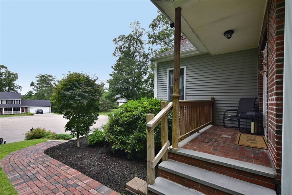 Plainville, MA 02762,131 Pleasant Street #1