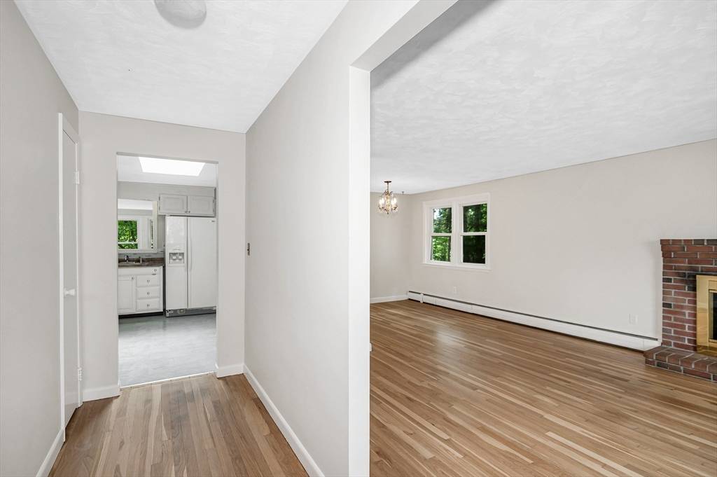 Danvers, MA 01923,15 Valley Road