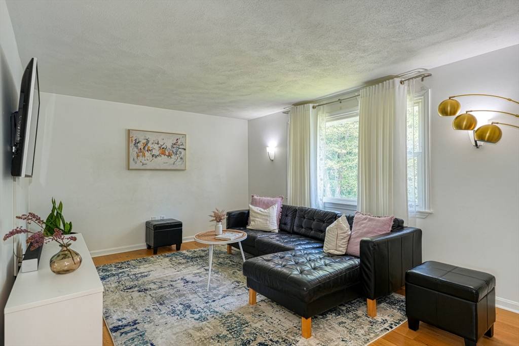 Billerica, MA 01821,1 Fenner St