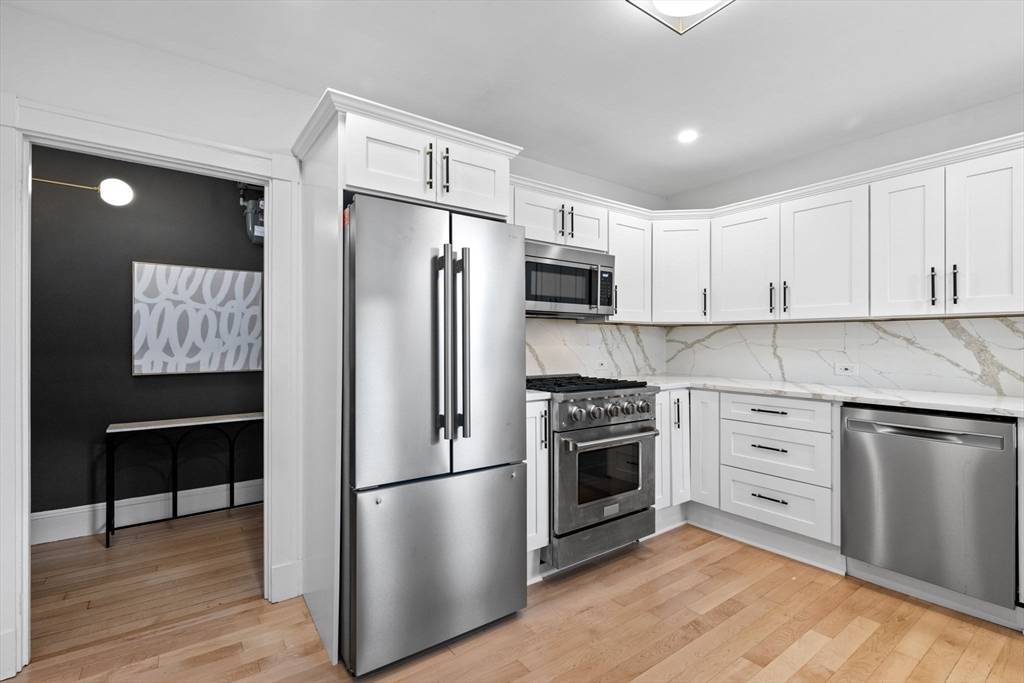 Salem, MA 01970,15 Lynde #18