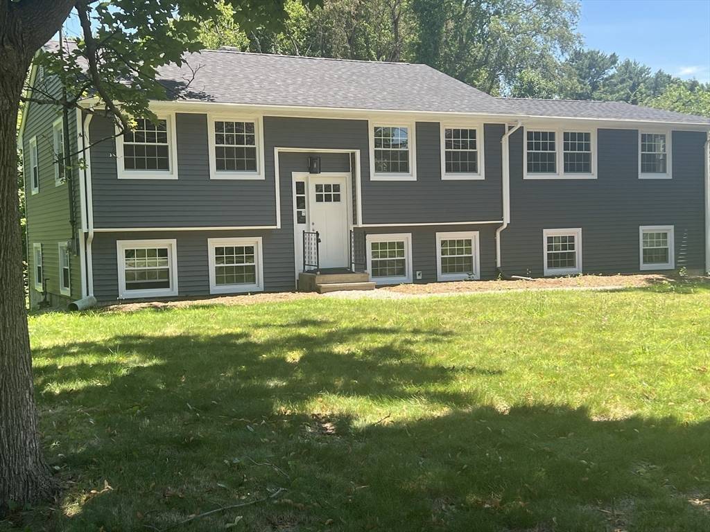 West Springfield, MA 01089,86 Birnie Ave
