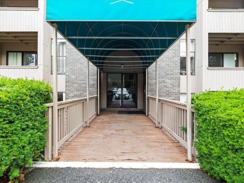 Shrewsbury, MA 01545,38 Shrewsbury Green #F