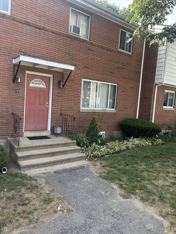 Framingham, MA 01702,101 Bishop Dr #101