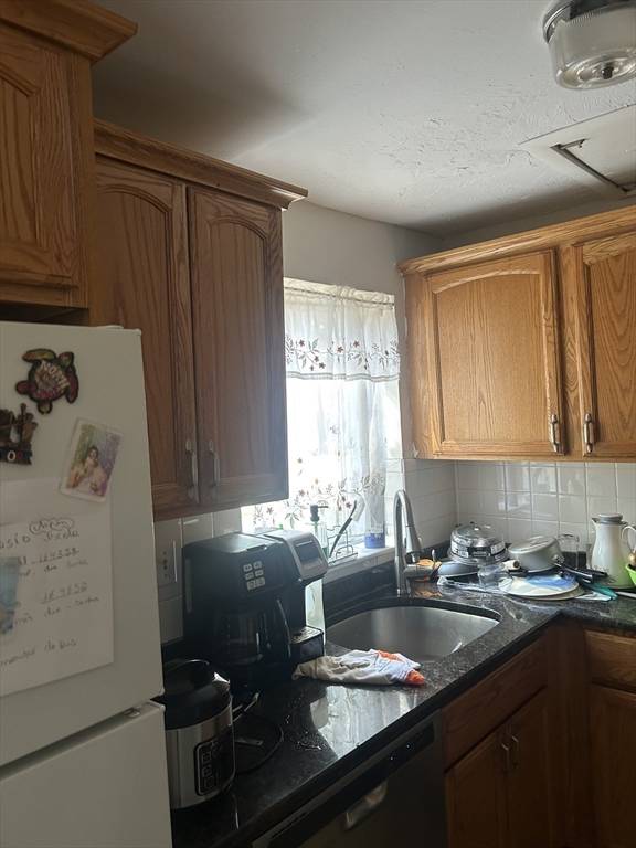 Framingham, MA 01702,101 Bishop Dr #101