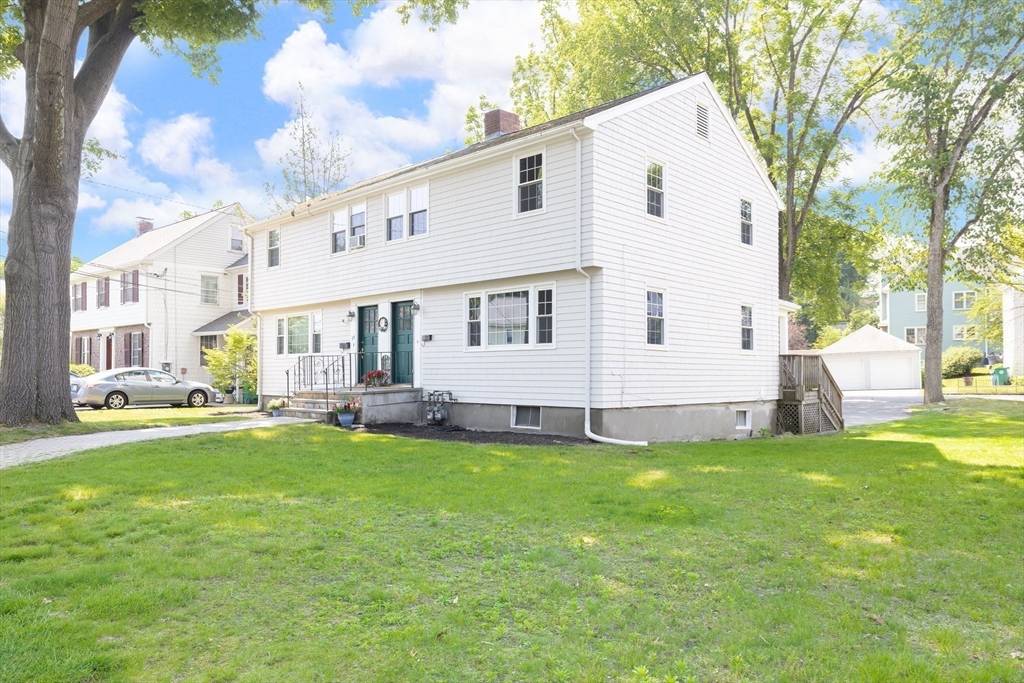 Newton, MA 02460,11-13 Turner Ter #11