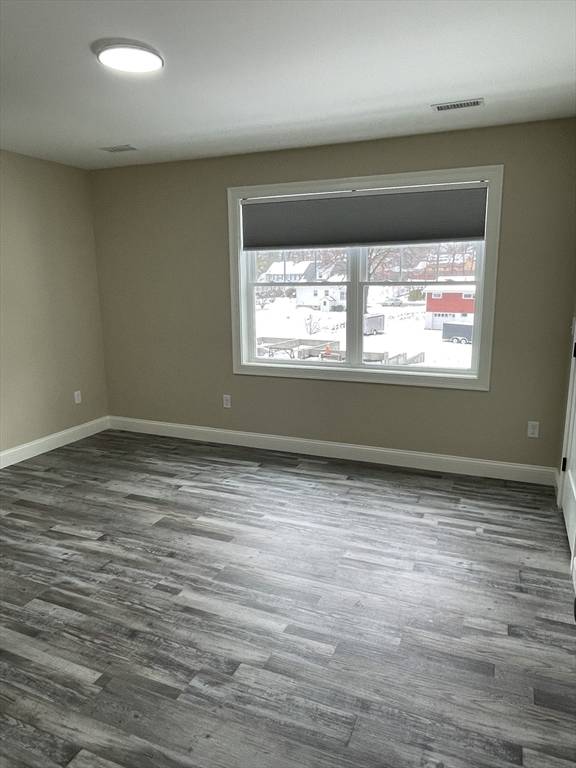 Chelmsford, MA 01824,5 Mary Ave #5