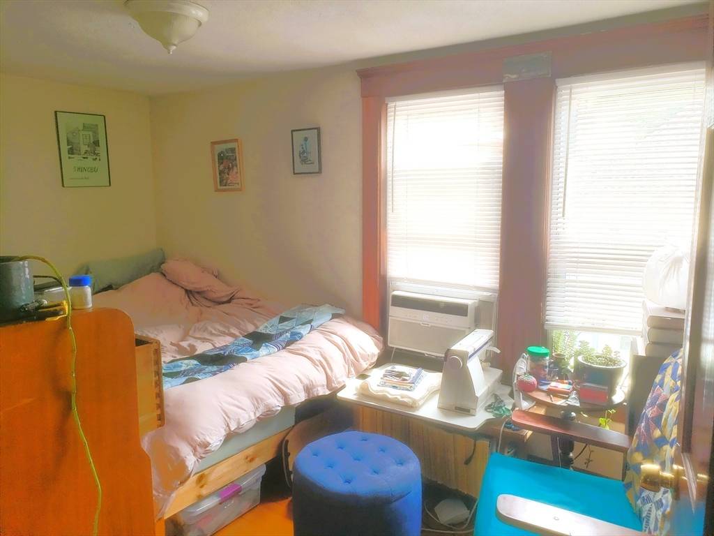 Somerville, MA 02144,19 Burnside Ave #3