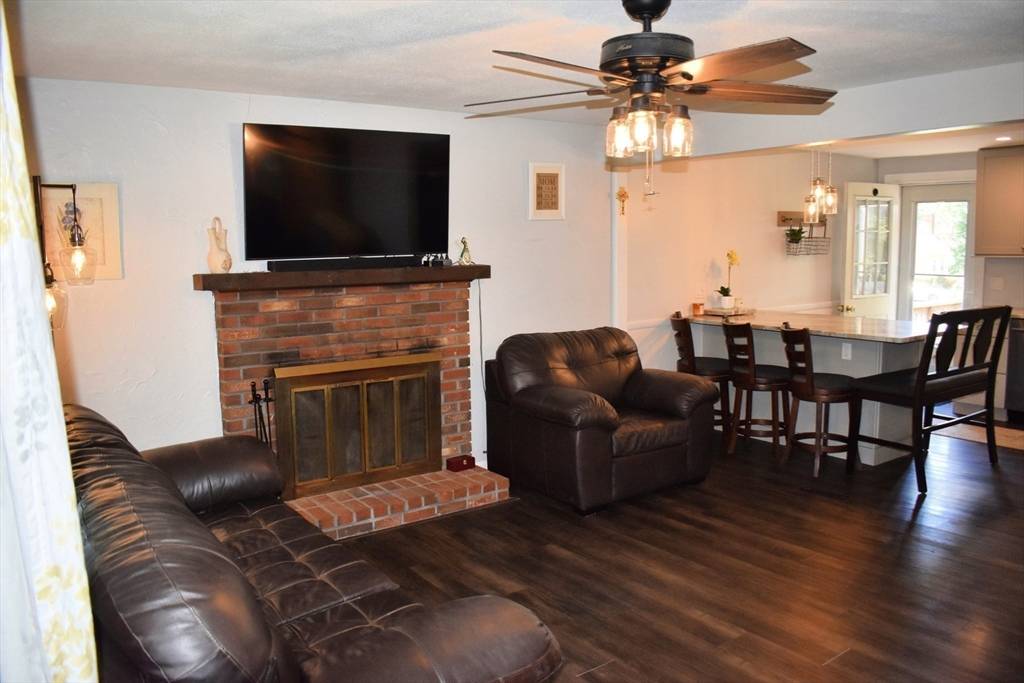 Brockton, MA 02301,68 Cross St