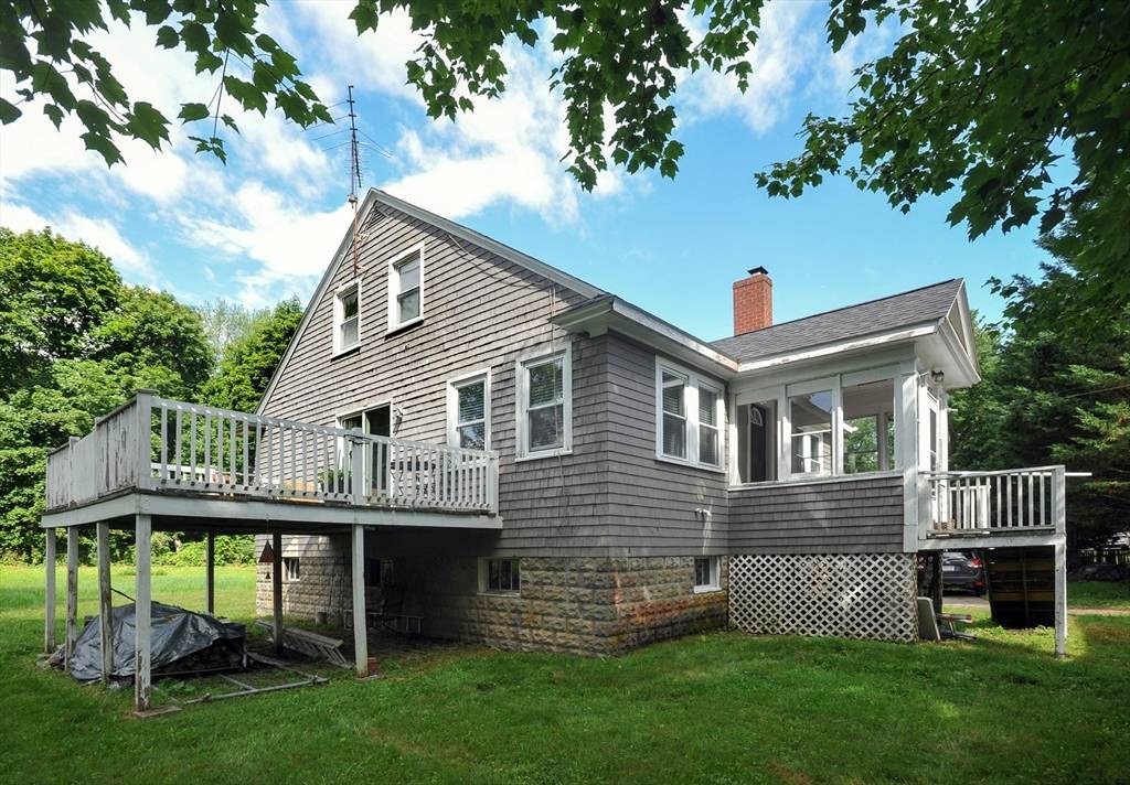 Hingham, MA 02043,247 Central St