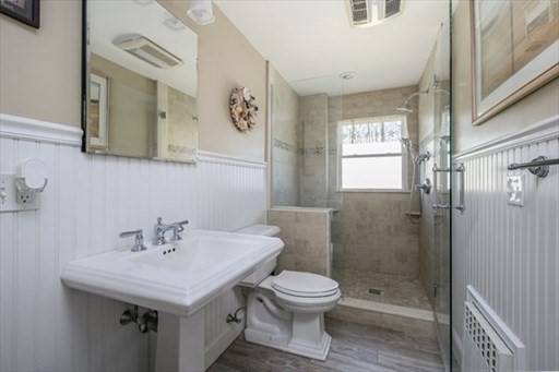Hull, MA 02045,46 Samoset Ave Sept-June