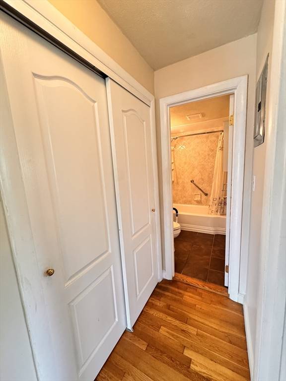 Waltham, MA 02453,51 Warren St #1-4