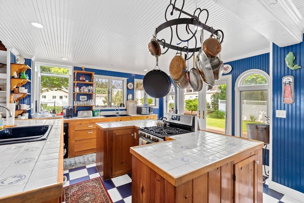 Scituate, MA 02066,79 Kenneth Rd