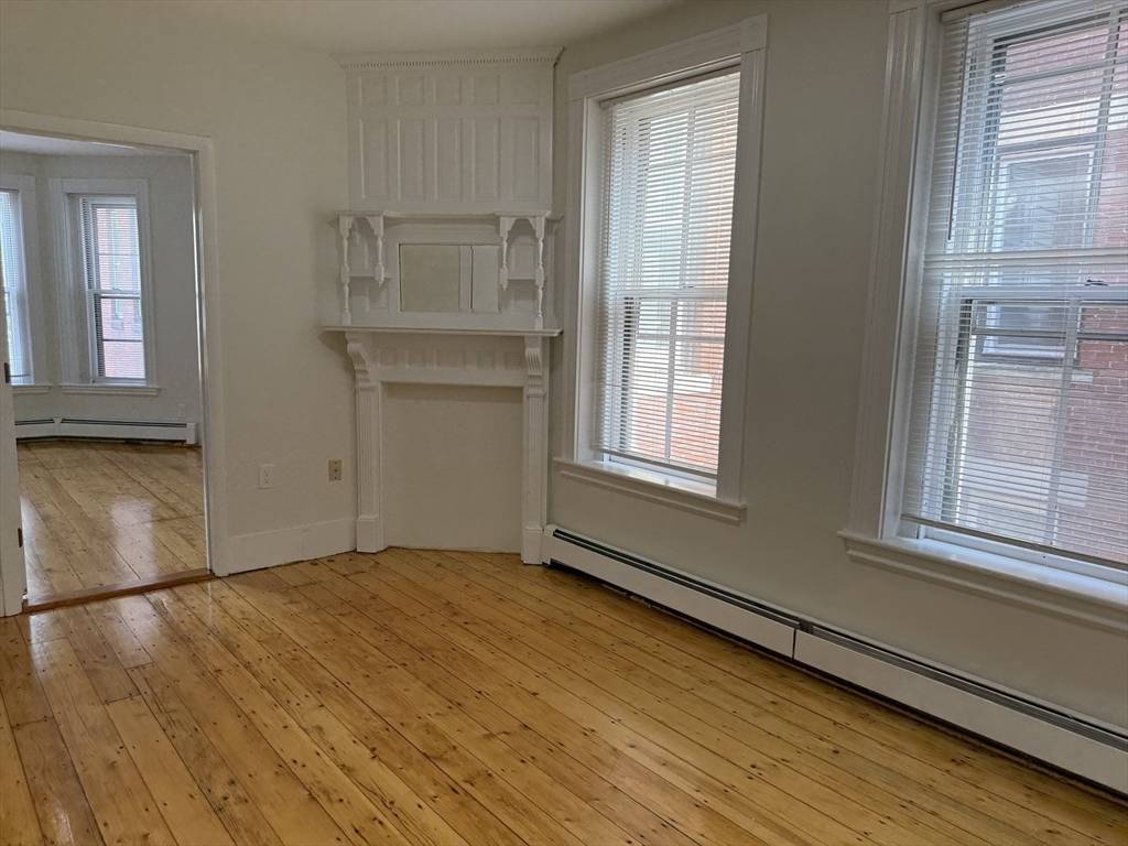 Boston, MA 02143,9 Putnam Street #2L