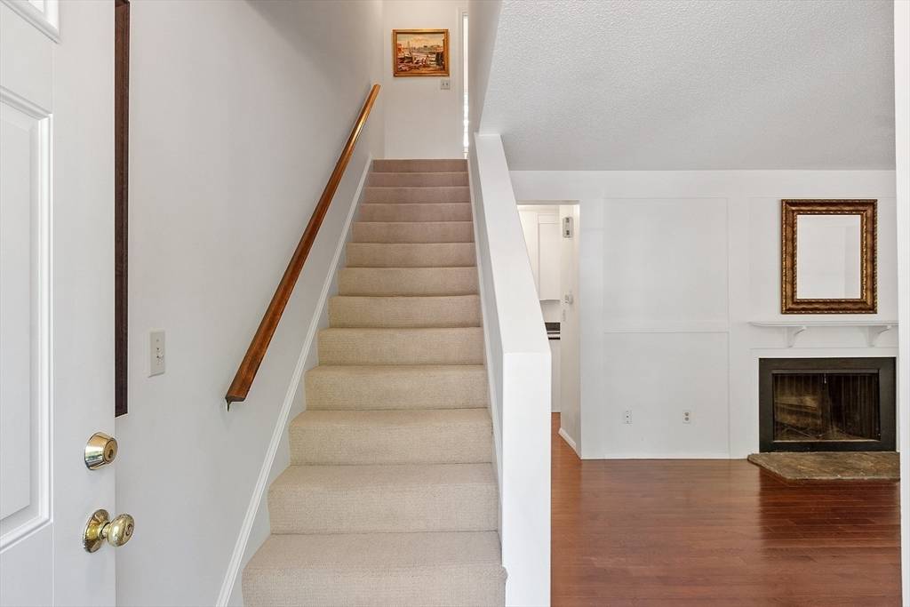 Boxborough, MA 01719,68 Macintosh Lane #68