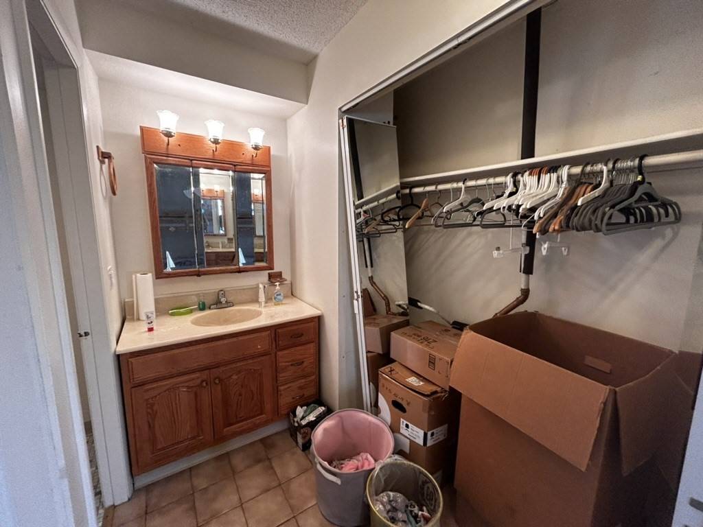 Brookline, MA 02446,49 Marion St #1A