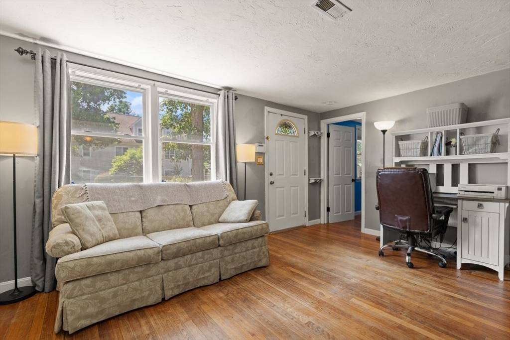 Brockton, MA 02302,416 Summer St