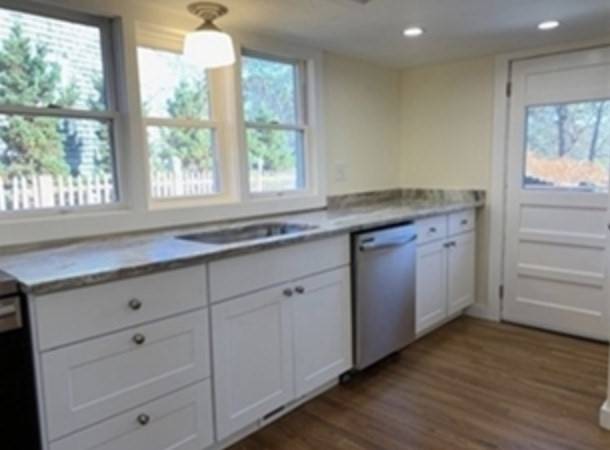 Wareham, MA 02558,10 Glendale Rd