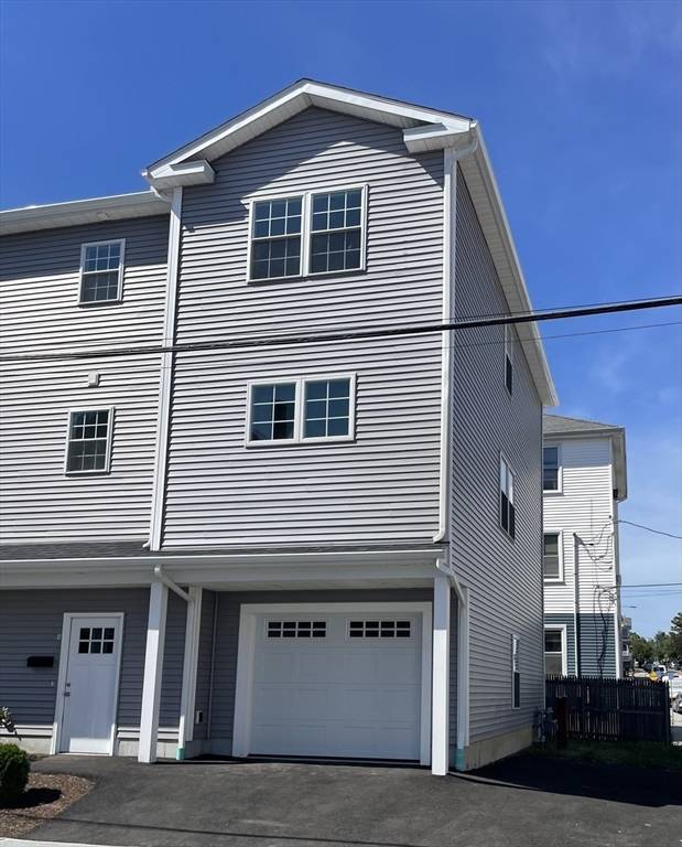 Fall River, MA 02720,160 Franklin St #1