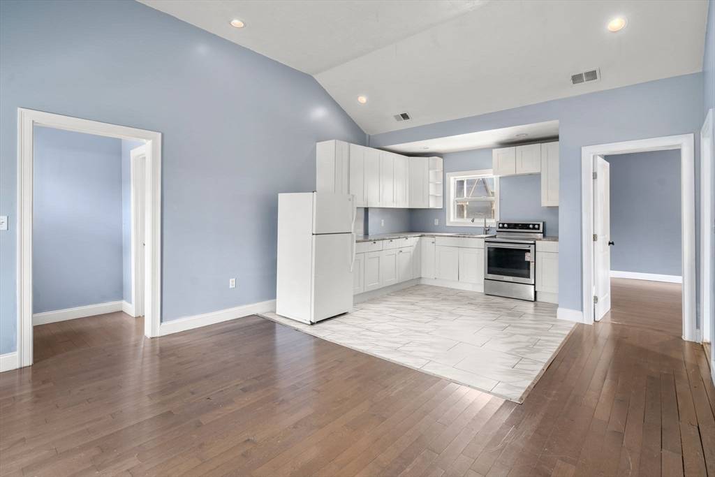 Brockton, MA 02301,211 Green St