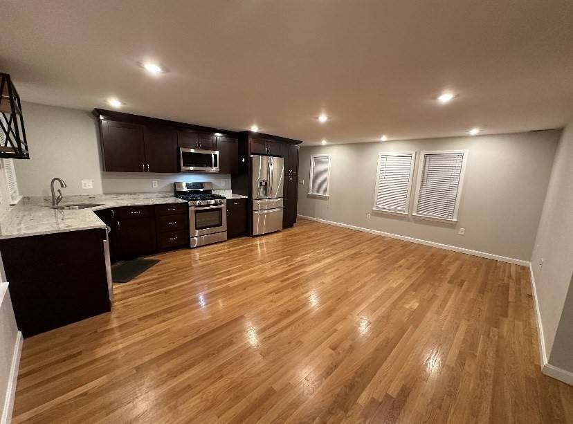 Stoneham, MA 02180,18 Marble St #18