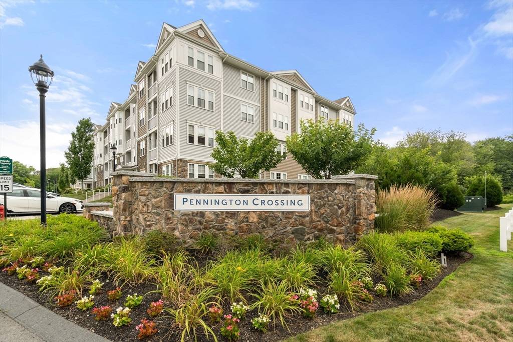 Walpole, MA 02081,3310 Pennington Dr #310