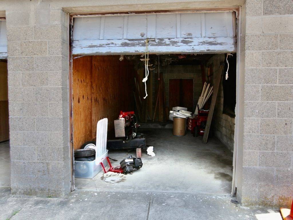 Stoughton, MA 02072,73 Crescent Ave.
