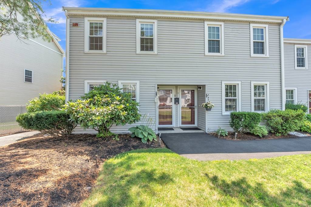 Peabody, MA 01960,52 Warren St #1