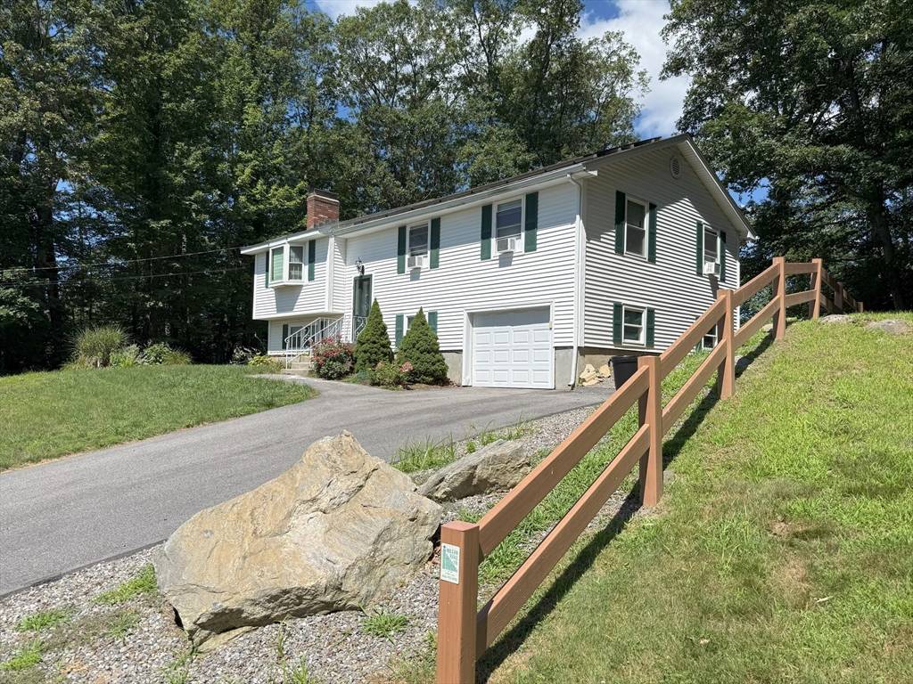 Millbury, MA 01527,5 Ridgewood Dr