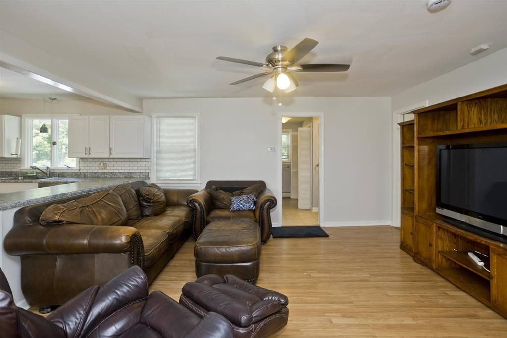 Hampden, MA 01036,159 N Monson Rd #1