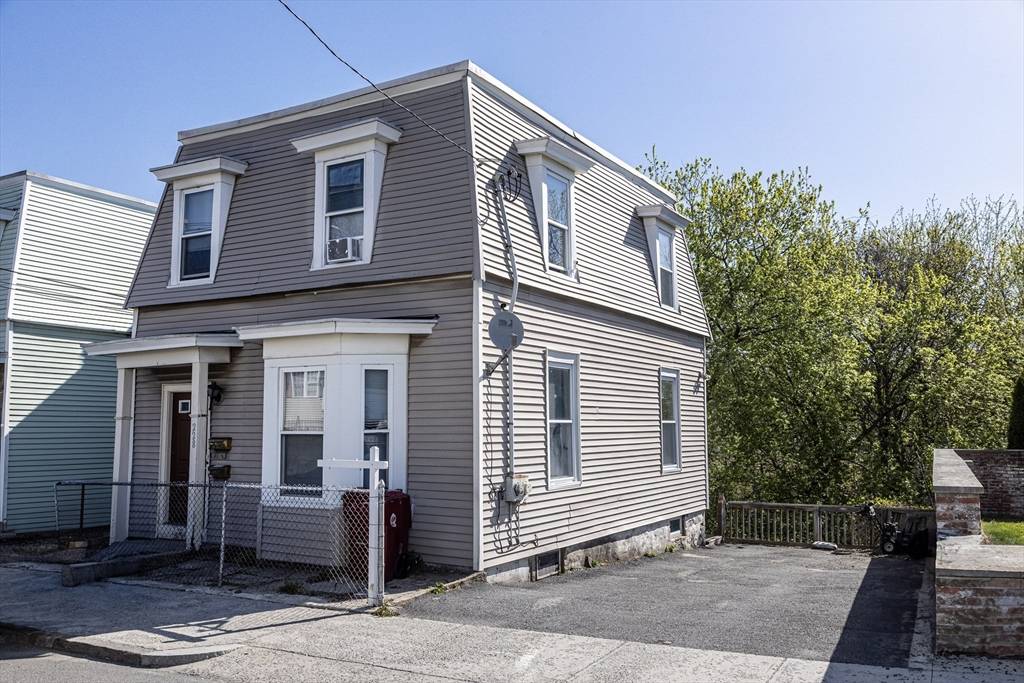 Lowell, MA 01852,228 Lawrence Street