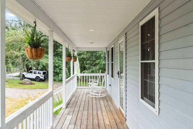 Sturbridge, MA 01518,213 Cedar St