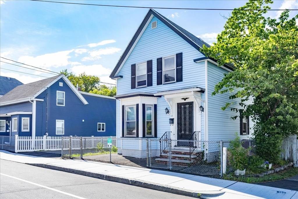 Lowell, MA 01852,60 London St