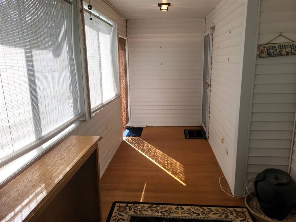 Southbridge, MA 01550,15 Bruce Ln