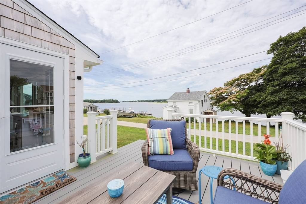 Westport, MA 02790,99 Sylvia Ln