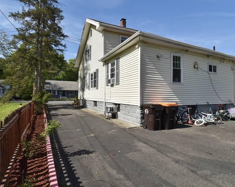 Agawam, MA 01030,529 Mill St