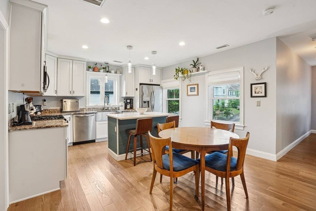 Hudson, MA 01749,35 Pope St #2