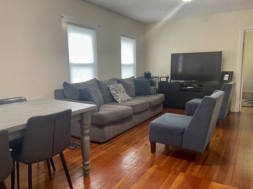 Stoneham, MA 02180,66 Lincoln St #66