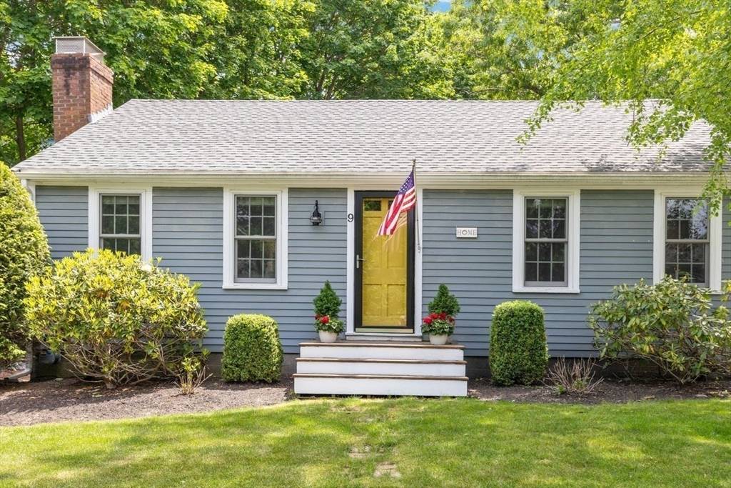 Scituate, MA 02066,9 Fairview Ave