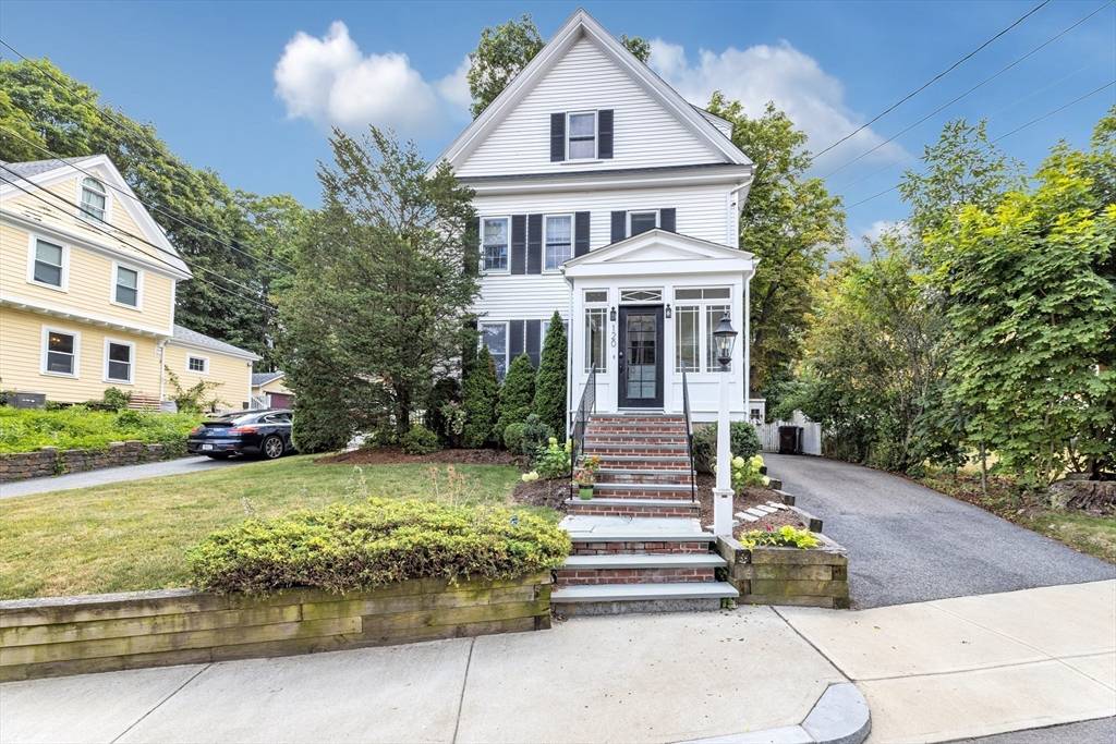 Dedham, MA 02026,120 Walnut St
