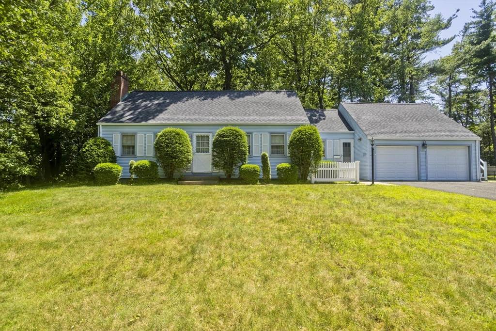 Holyoke, MA 01040,102 W Meadowview Rd