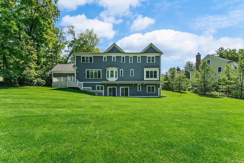Sudbury, MA 01776,5 Bostonian Way