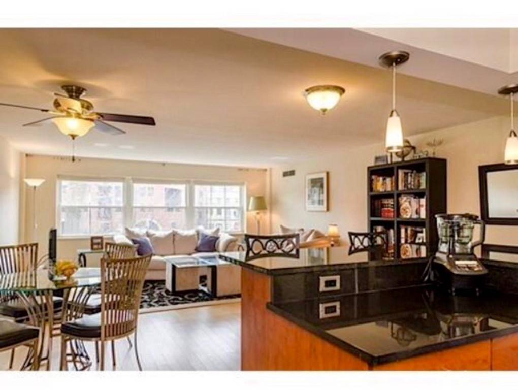 Brookline, MA 02446,1600 Beacon St #208