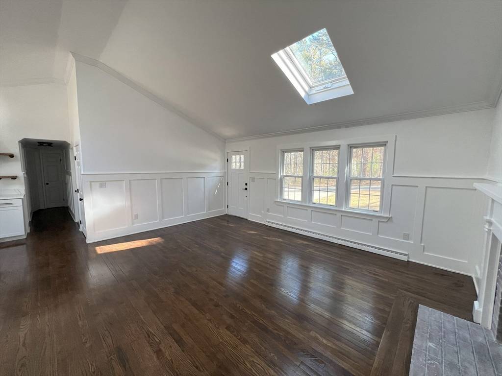 Duxbury, MA 02332,512 Lincoln St