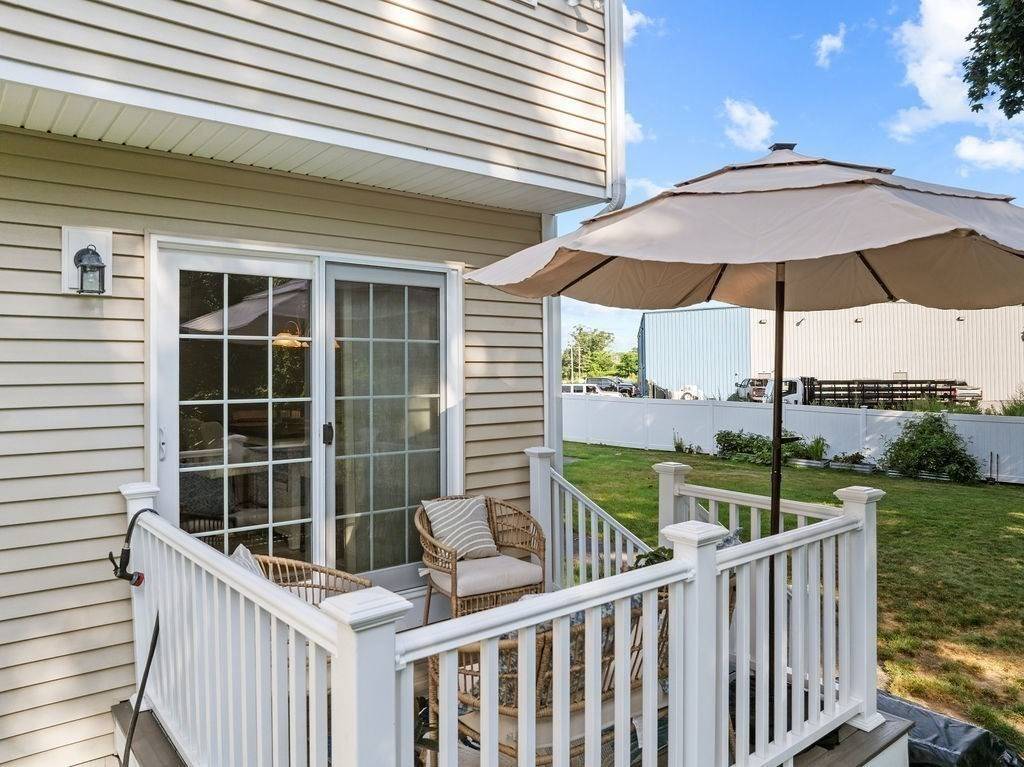 West Bridgewater, MA 02379,257 Pleasant St #1