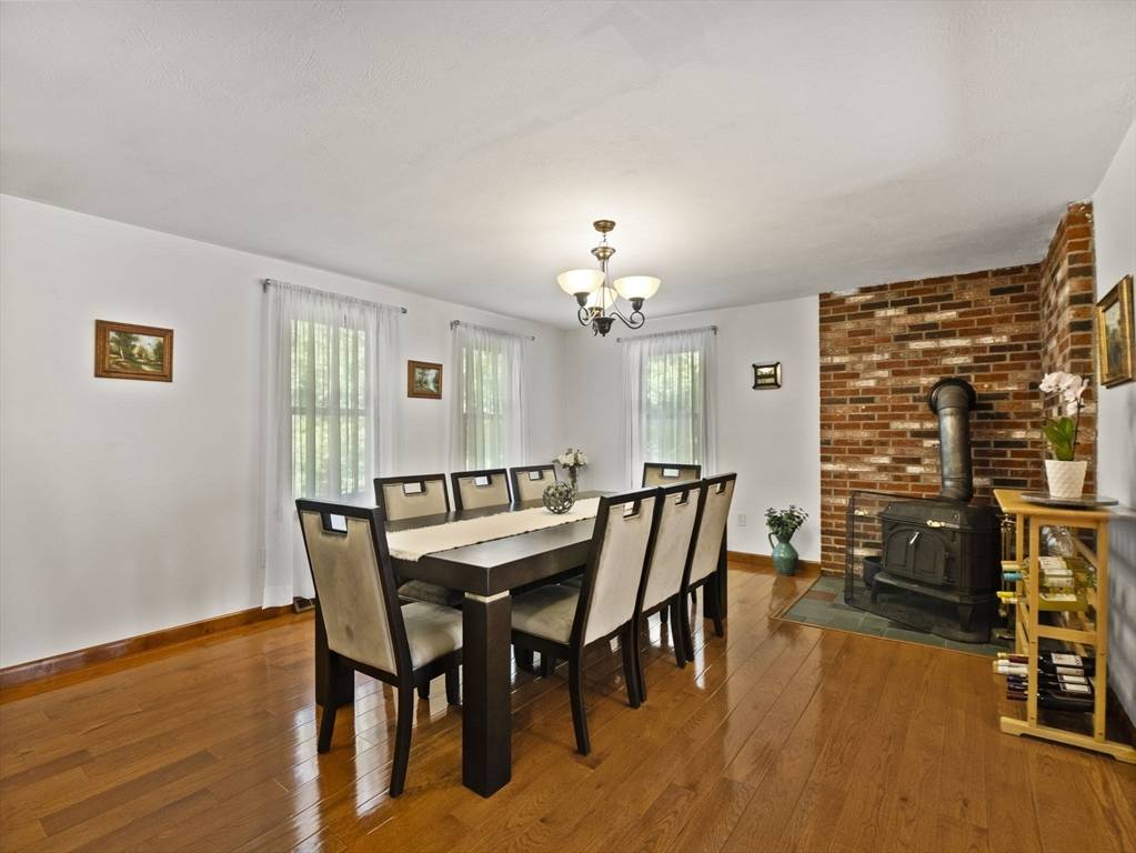 Westford, MA 01886,17 Providence Rd